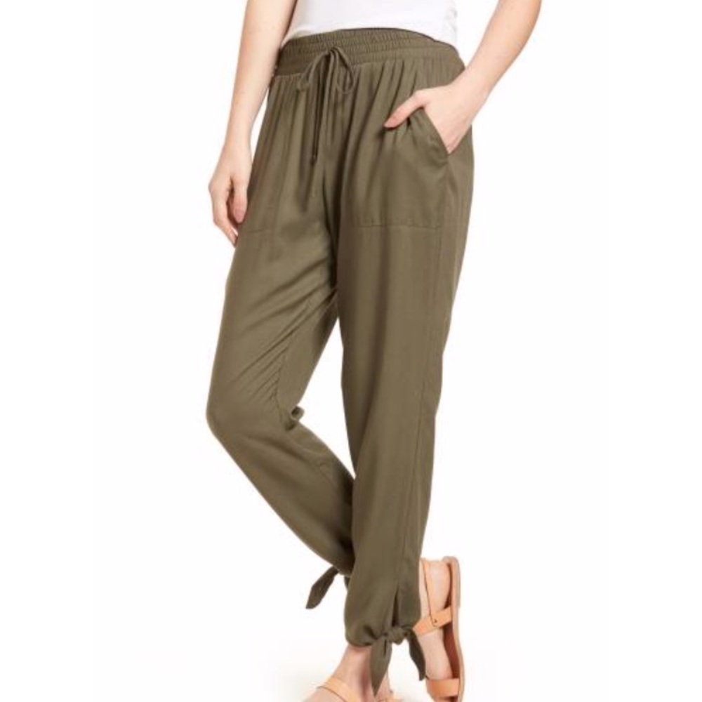 Socialite Green Ankle Tie Pants